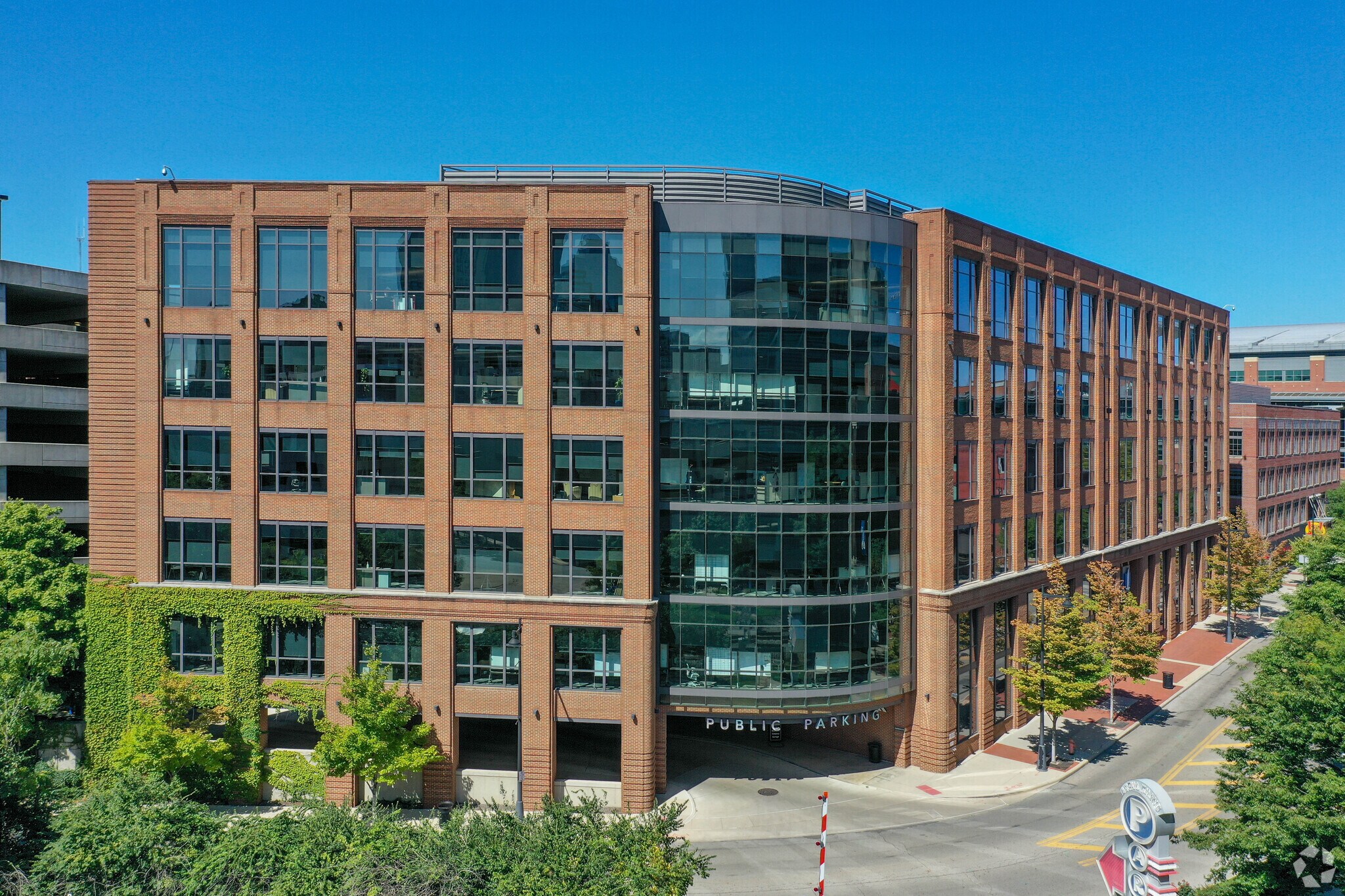 275 Marconi Blvd, Columbus, OH à louer Photo principale- Image 1 de 3