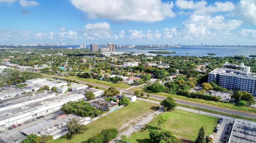 301 NE 58th St, Miami, FL for sale - Building Photo - Image 2 of 4