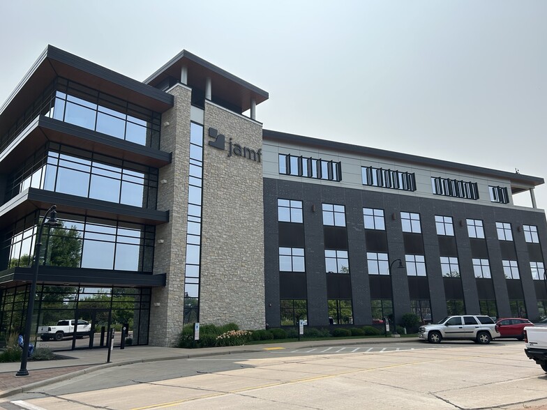 215 Riverfront Ter, Eau Claire, WI for lease - Primary Photo - Image 1 of 7