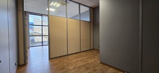 Plus de détails pour Commerce de détail à vendre