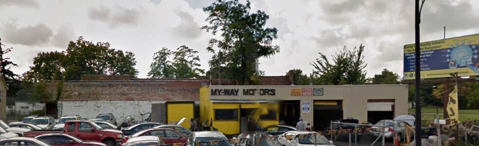 917 Genesee St, Buffalo, NY à vendre - Photo principale - Image 1 de 1