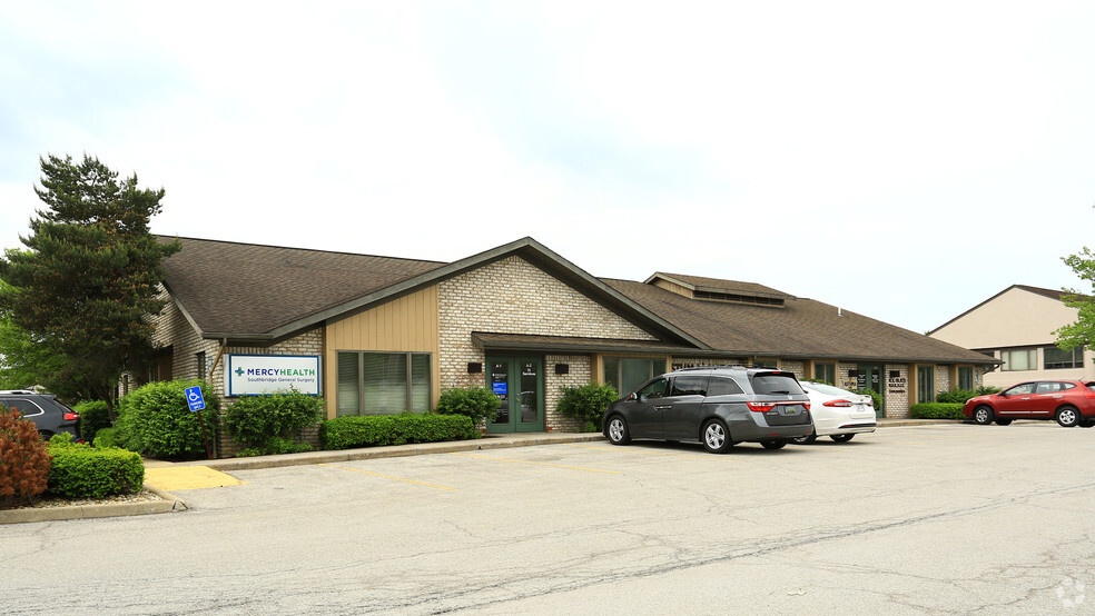 Bureau dans Boardman, OH à vendre - Photo principale - Image 1 de 1