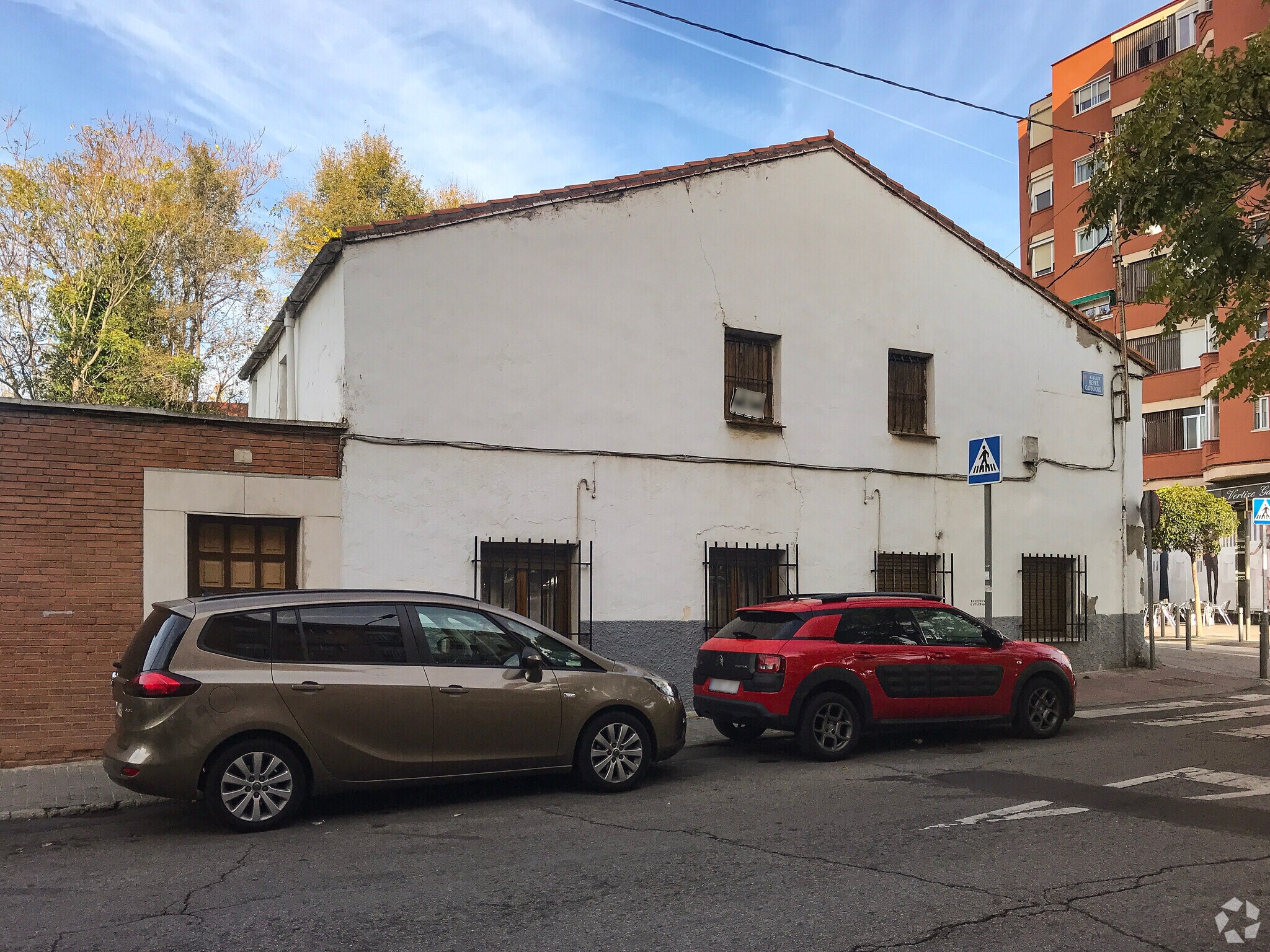 Calle Reyes Católicos, 2, Móstoles, Madrid for sale Primary Photo- Image 1 of 3
