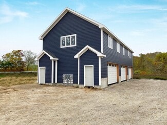 More details for 19 Kroemer Ave, Riverhead, NY - Flex for Lease