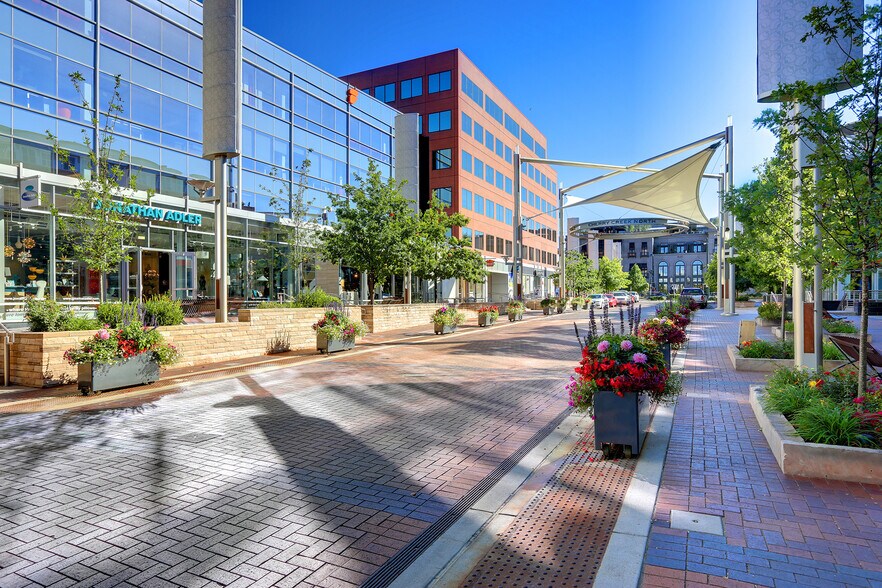 100-158 Fillmore St, Denver, CO à louer - Photo du bâtiment - Image 2 de 6