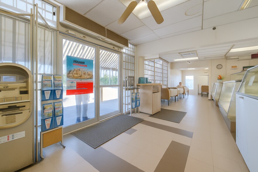 31170 US Highway 74, Homeland, CA à louer - Photo du bâtiment - Image 3 de 6