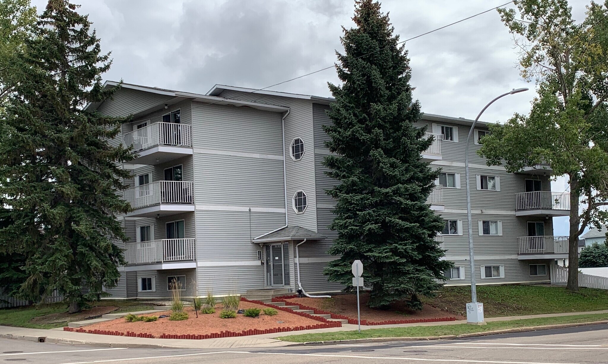 4309 26 Av NW, Edmonton, AB for sale Building Photo- Image 1 of 1
