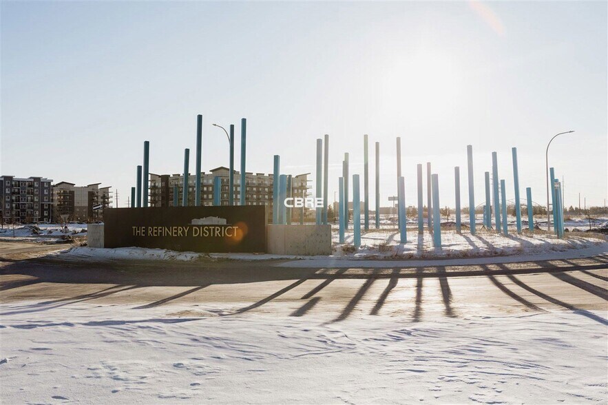 220 Newmarket Blvd, Winnipeg, MB à louer - Photo du bâtiment - Image 2 de 2