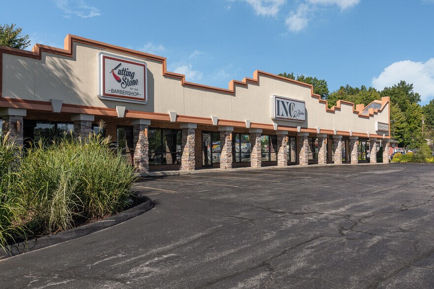 26000 Chardon Rd, Richmond Heights, OH à vendre - Photo du bâtiment - Image 3 de 25