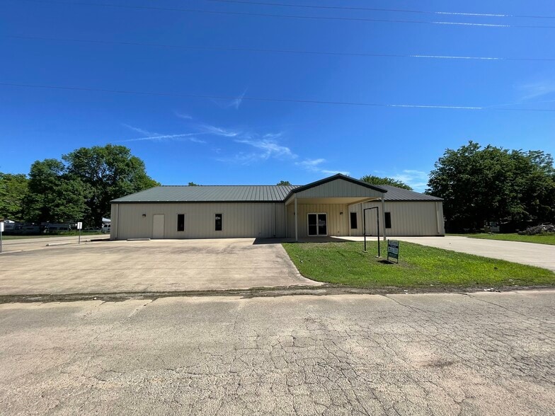 501-599 Paris ave, Soper, OK for sale - Building Photo - Image 2 of 36