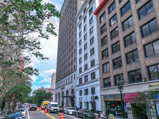 Plus de détails pour 118-120 W Adams St, Jacksonville, FL - Bureau à louer