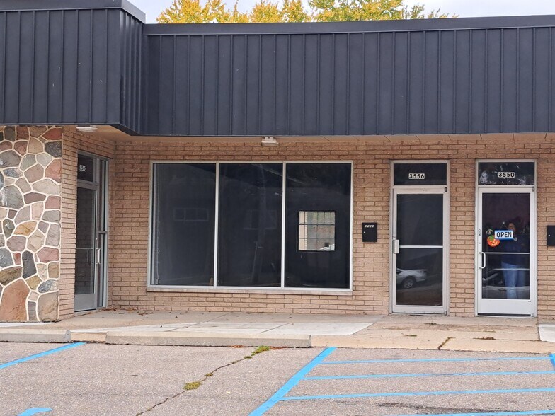 3520-3560 Pontiac Lake Rd, Waterford, MI à louer - Photo du bâtiment - Image 2 de 16