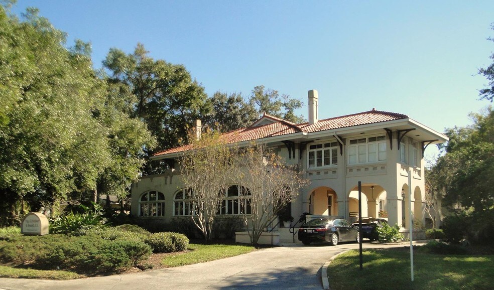 214 S Lucerne Cir, Orlando, FL à vendre - Photo principale - Image 1 de 2