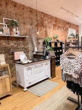 104-106 E Main St, Charlottesville, VA for lease Interior Photo- Image 2 of 8