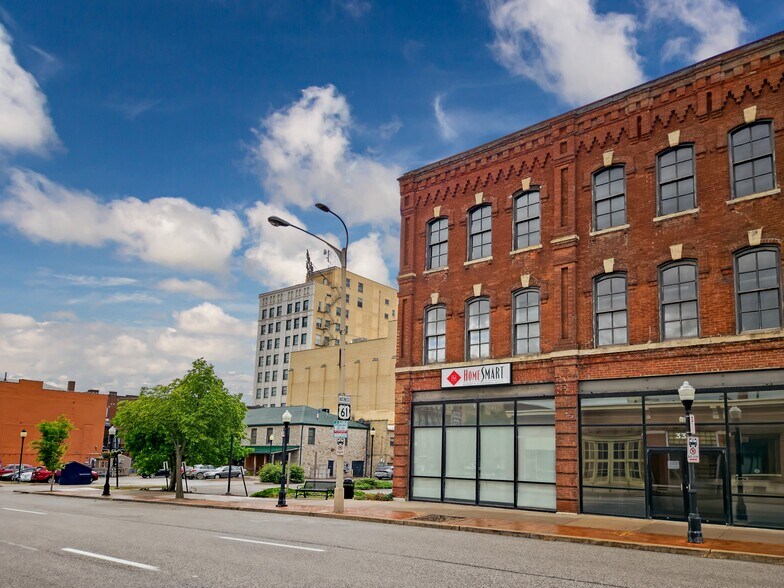 332 N Harrison St, Davenport, IA à louer - Photo du bâtiment - Image 3 de 13