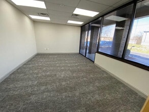 600 Towne Centre Blvd, Pineville, NC for lease Building Photo- Image 1 of 3