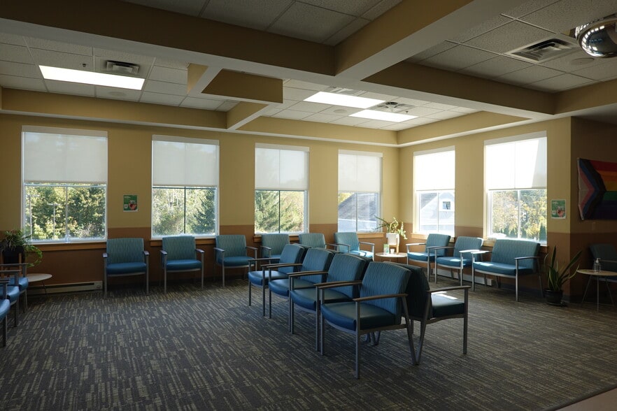 655 Main St, Saco, ME for lease - Building Photo - Image 3 of 6