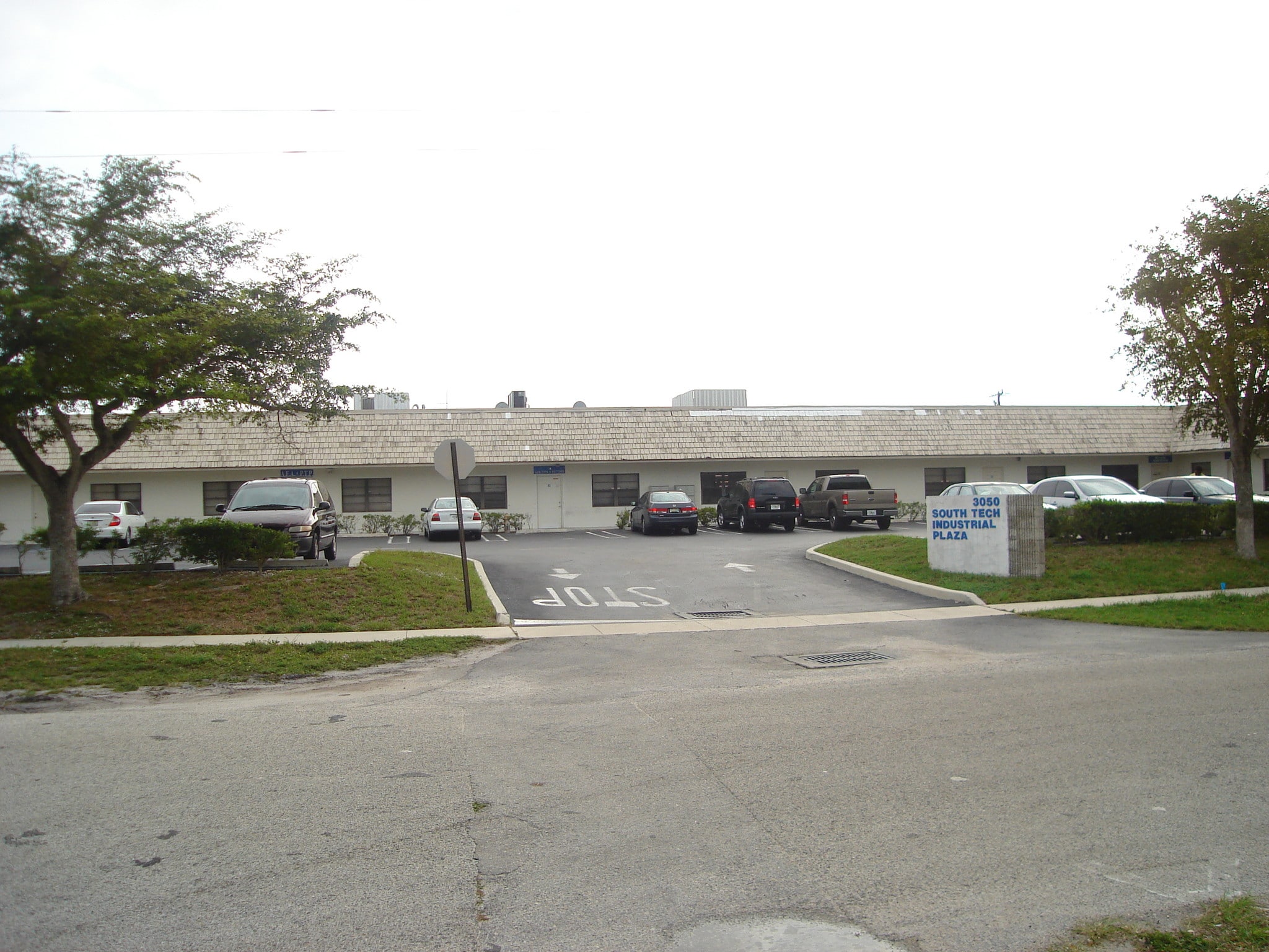 3050 SW 14th Pl, Boynton Beach, FL for lease Building Photo- Image 1 of 3
