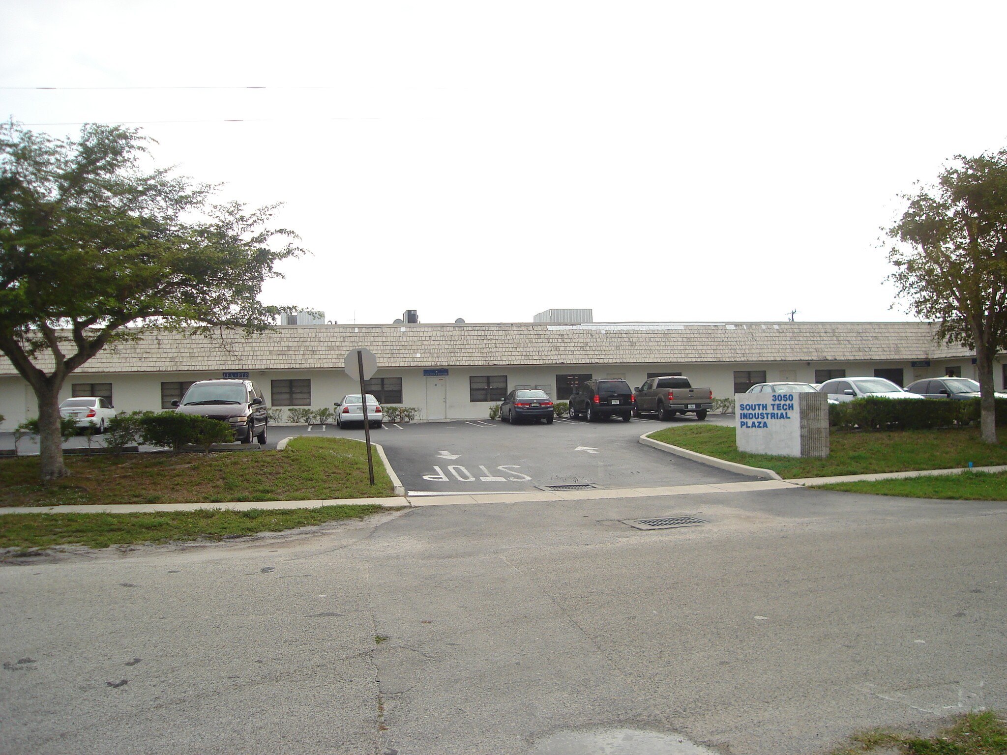 3050 SW 14th Pl, Boynton Beach, FL à louer Photo du bâtiment- Image 1 de 3