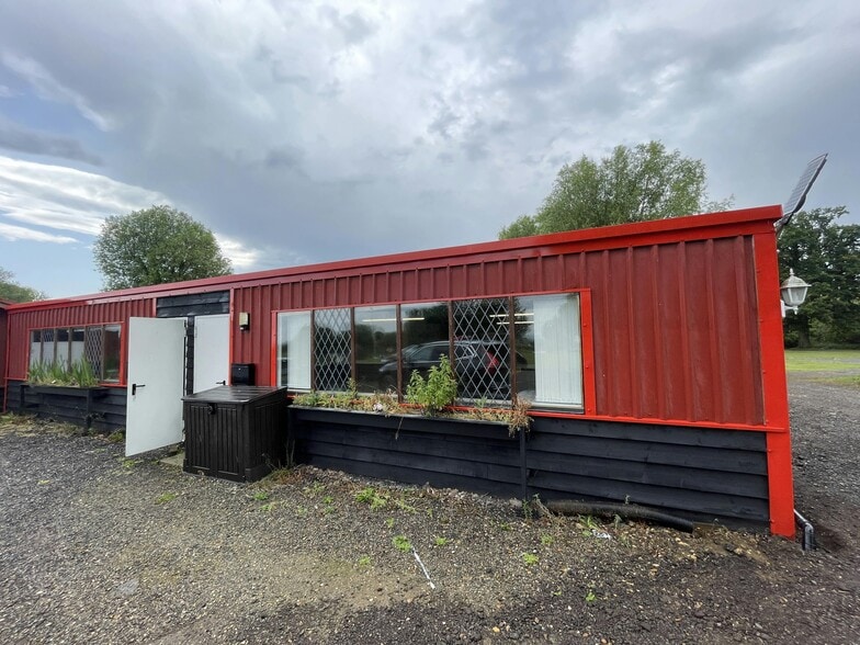 Milton Cmn, Great Milton for lease - Building Photo - Image 2 of 8