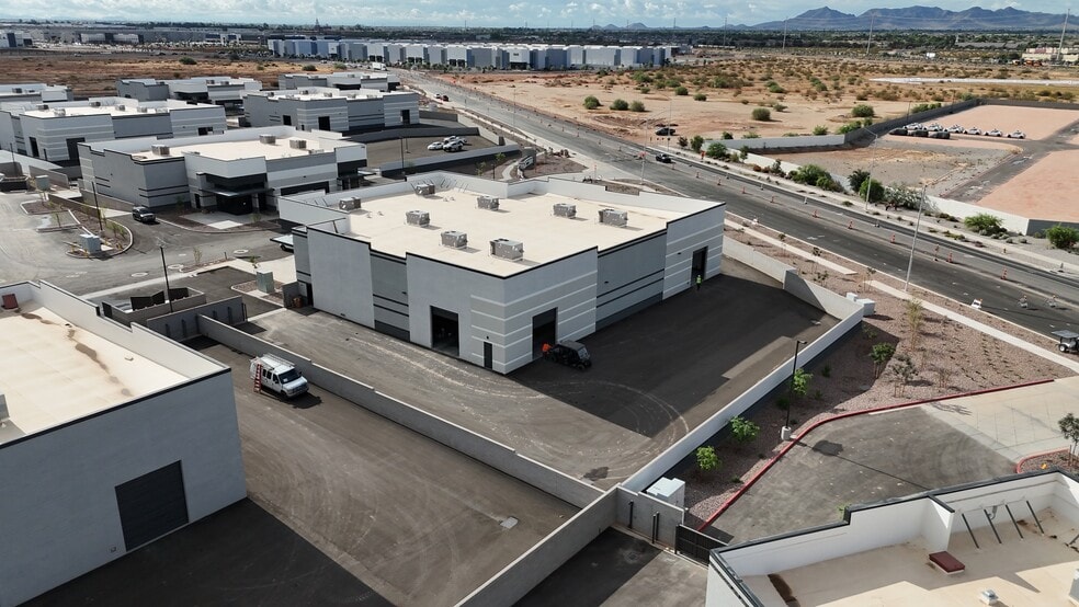 7320 E Pecos Rd, Mesa, AZ for sale - Building Photo - Image 3 of 17