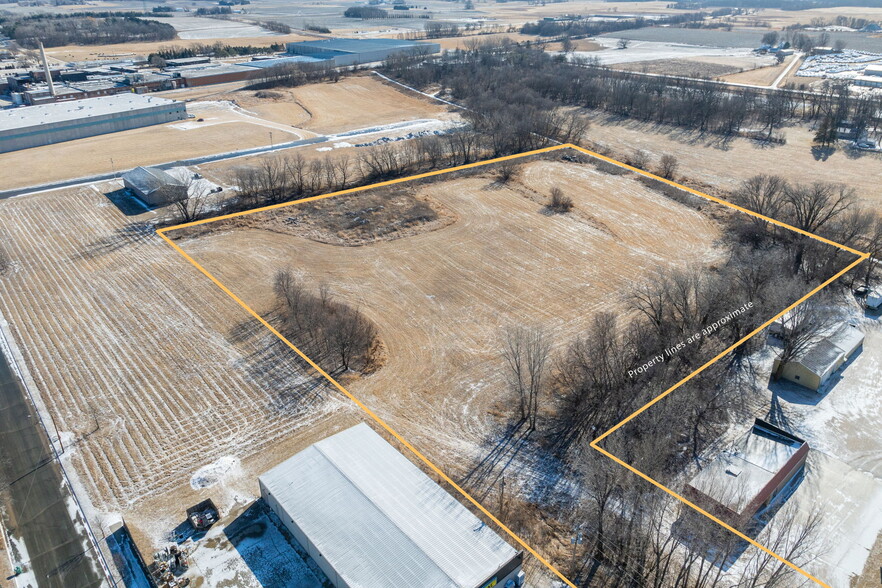 625 4th Street Southwest, Montgomery, MN for sale - Aerial - Image 1 of 11