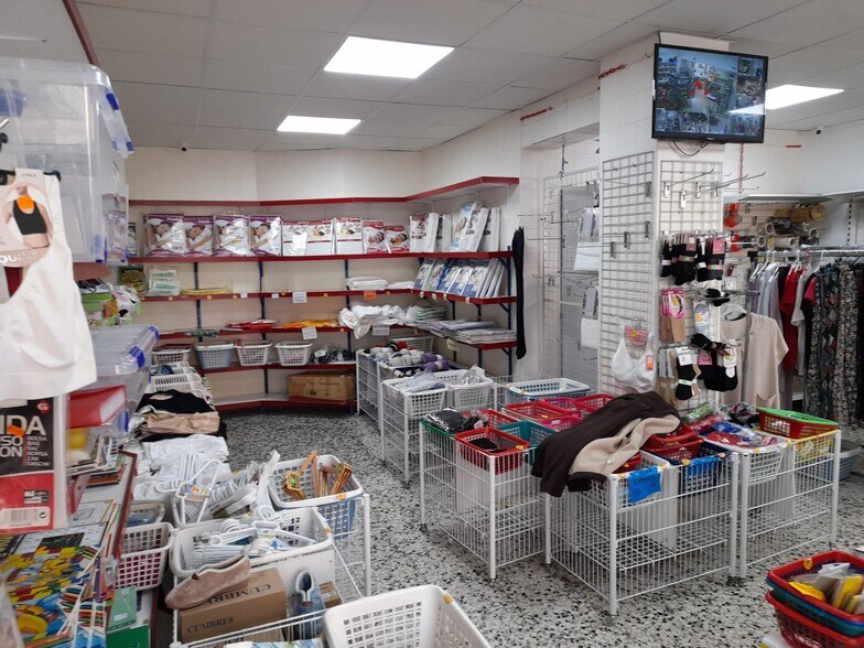 Retail in Cáceres, Cáceres for sale - Interior Photo - Image 3 of 18