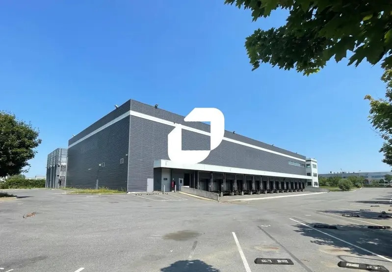 Industrial in Chilly-Mazarin for lease - Building Photo - Image 2 of 17
