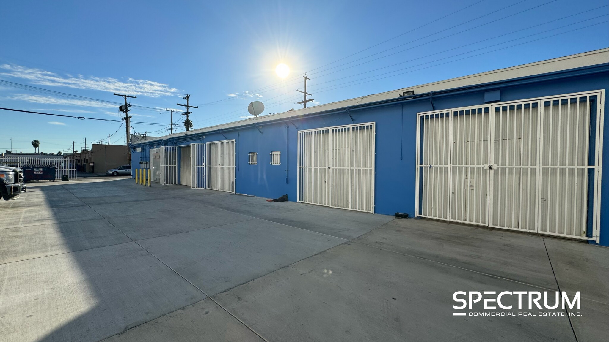 8150-8166 Orion Ave, Van Nuys, CA à louer Photo du bâtiment- Image 1 de 7