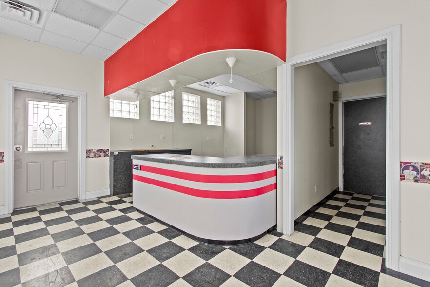 470 N 4th St, Aurora, NC à vendre - Photo du bâtiment - Image 2 de 52