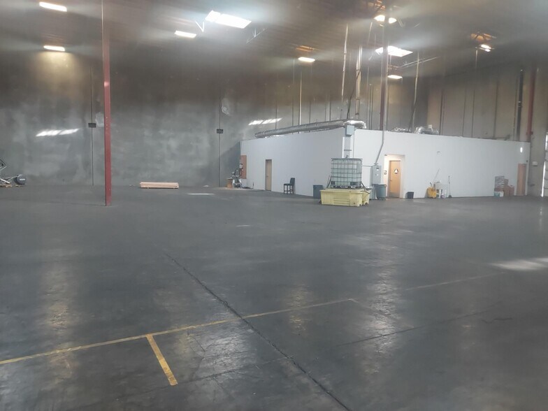 4301-4399 Industrial Way, Benicia, CA à louer - Photo du bâtiment - Image 1 de 12