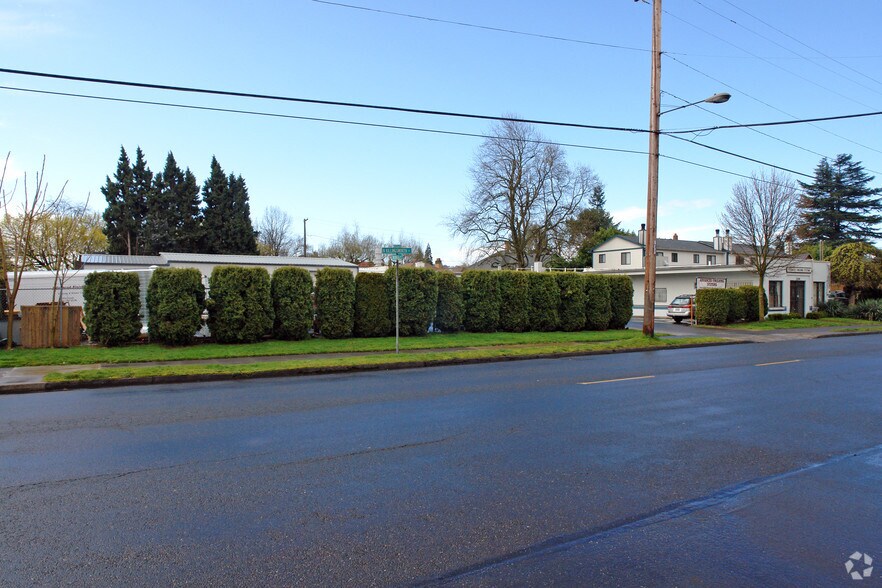 2304 N Killingsworth St, Portland, OR à vendre - Photo du bâtiment - Image 3 de 29