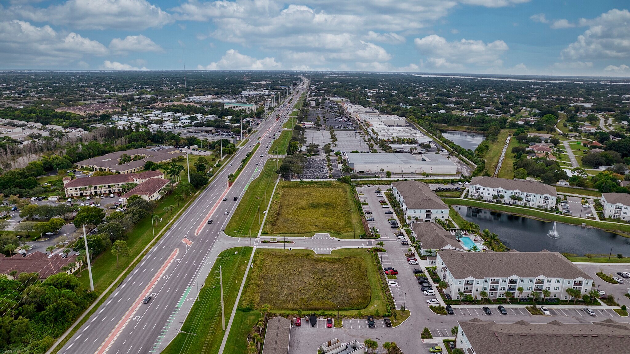9851 & 9871 S US Hwy 1 portefeuille de 2 propriétés à vendre sur LoopNet.ca Photo principale- Image 1 de 2