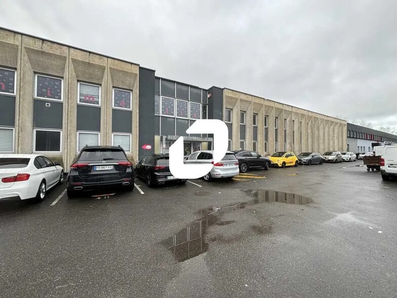 Office in Évry-Courcouronnes for lease - Building Photo - Image 1 of 11
