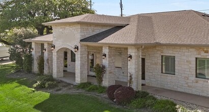 15130 Badger Ranch Blvd, Woodway, TX for lease Interior Photo- Image 1 of 7