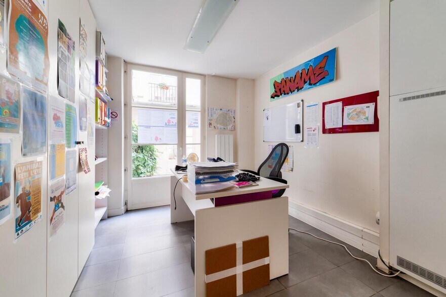 57 Rue Saint-Louis En L'Ile, Paris à vendre - Photo du bâtiment - Image 3 de 7