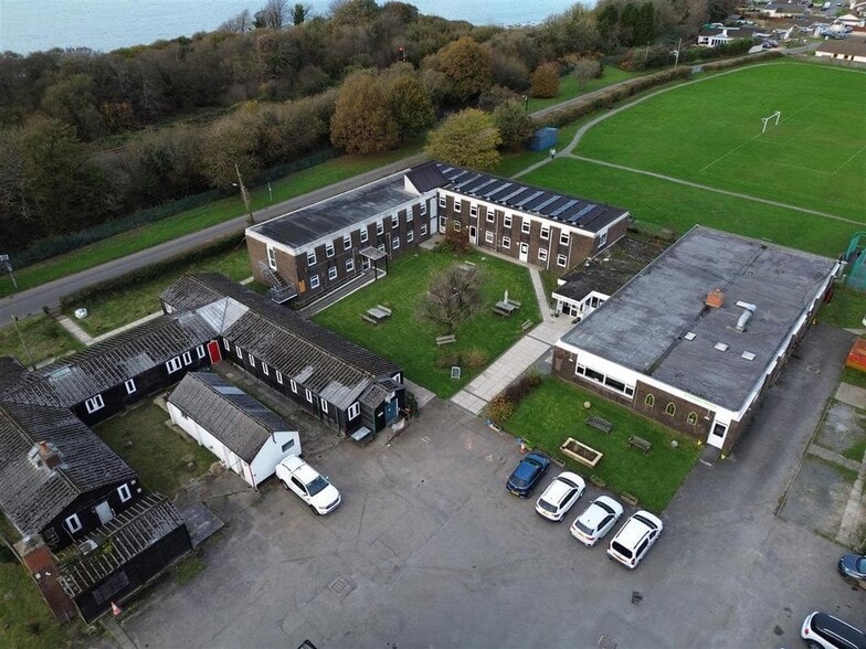 Carmarthen Rd, Ferryside à louer - Photo du bâtiment - Image 2 de 22