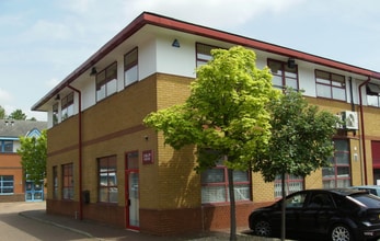 Trinity Park, Londres à louer Photo du bâtiment- Image 1 de 1