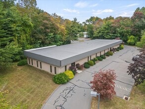 7 Annginna Dr, Enfield, CT à louer Photo intérieure- Image 1 de 4