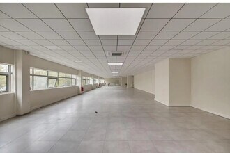 Industrial in Tremblay-en-France for lease Interior Photo- Image 2 of 2