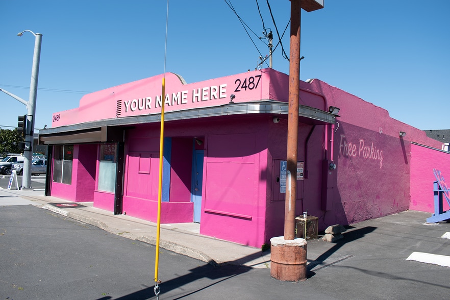 2487 Guerneville Rd, Santa Rosa, CA à louer - Photo du bâtiment - Image 2 de 4