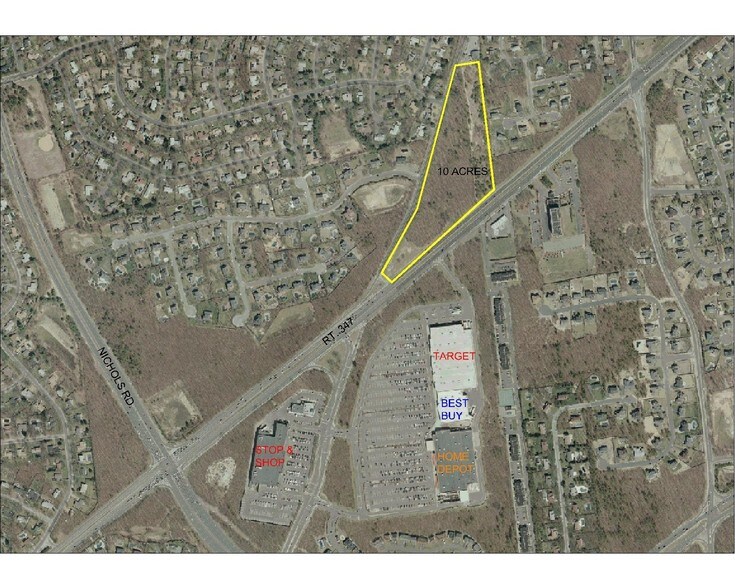 Route 347, Setauket, NY à louer - Photo principale - Image 1 de 1