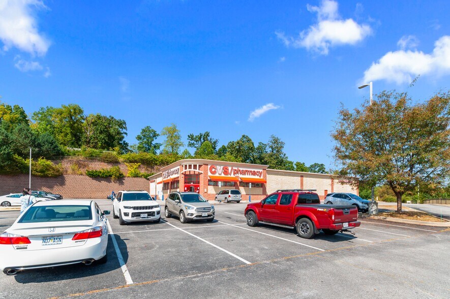 2715 E Battlefield St, Springfield, MO à vendre - Photo du bâtiment - Image 2 de 3