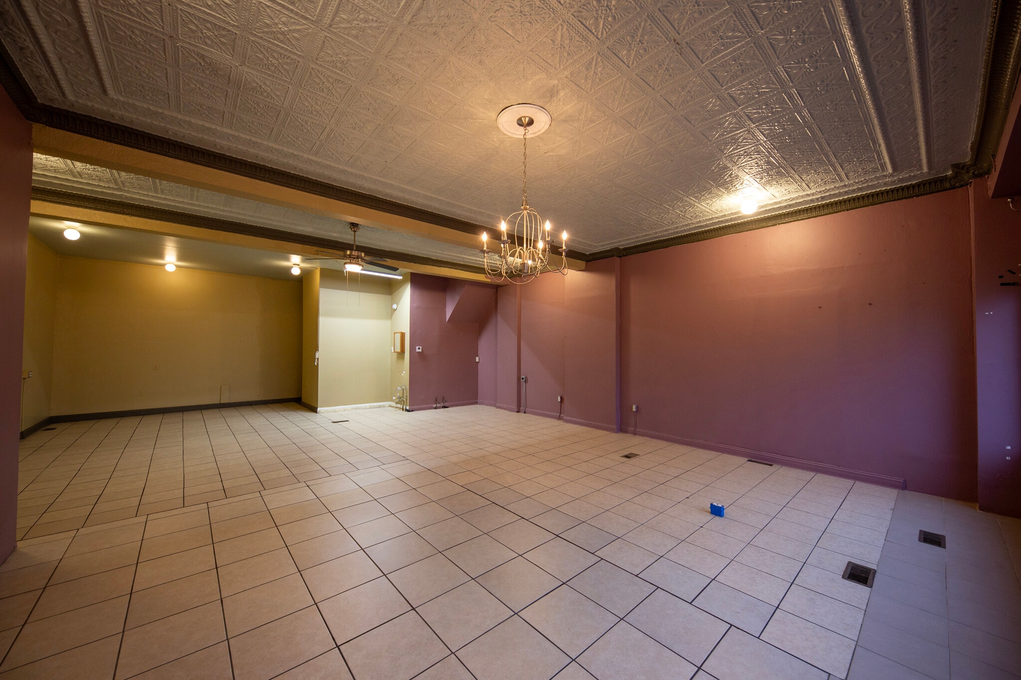4521 S Kingshighway Blvd, Saint Louis, MO for lease Interior Photo- Image 1 of 11
