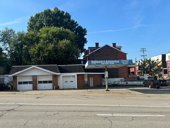 More details for 3600 Boulevard Of The Allies, Pittsburgh, PA - Retail for Lease