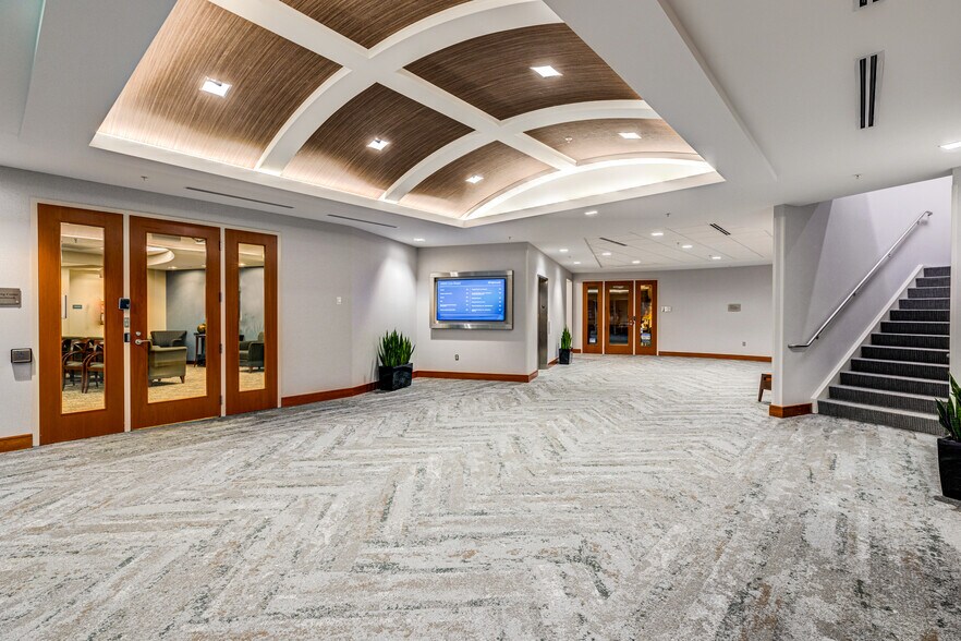 4900 Cox Rd, Glen Allen, VA à louer - Photo intérieure - Image 3 de 11