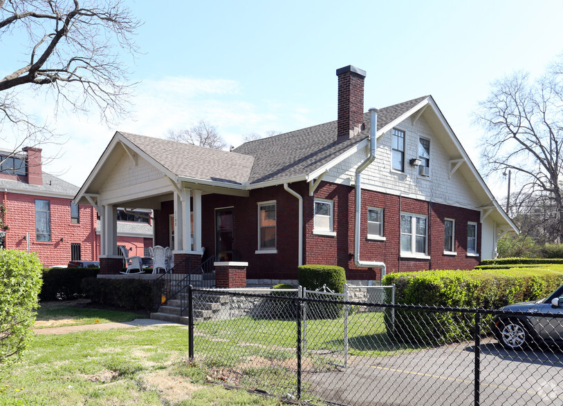 1100 16th Ave S, Nashville, TN à vendre - Photo principale - Image 1 de 1