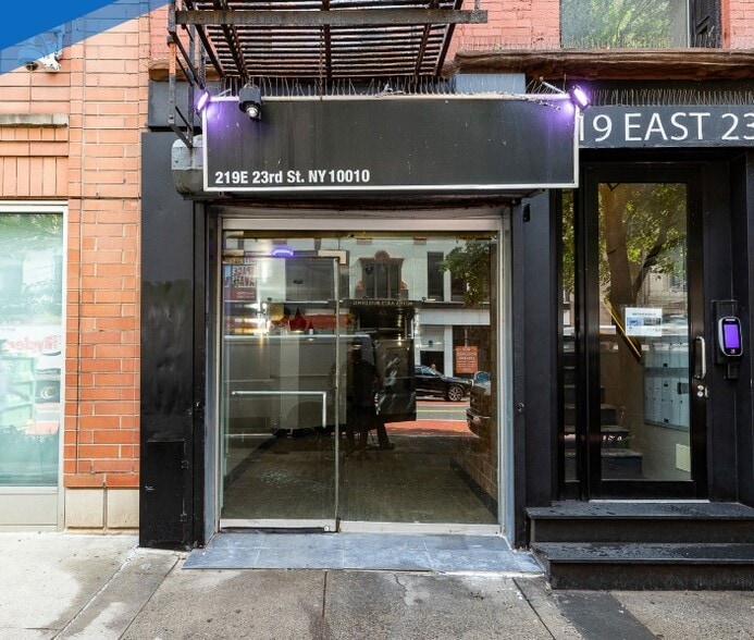 219-221 E 23rd St, New York, NY for lease - Building Photo - Image 1 of 1
