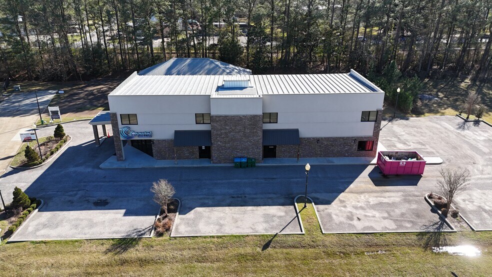 998 N Halstead Rd, Ocean Springs, MS à vendre - Photo du bâtiment - Image 3 de 11