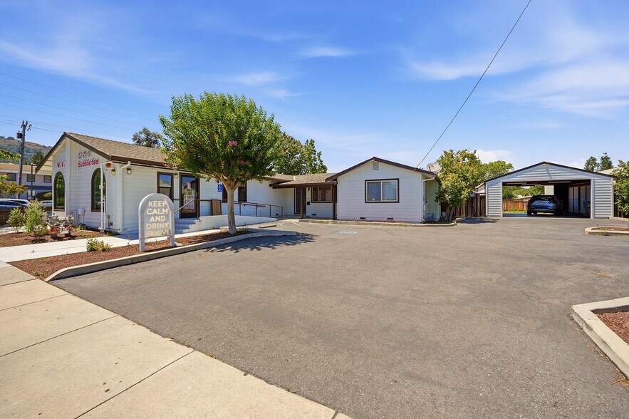 285 W Main Ave, Morgan Hill, CA à vendre - Photo du bâtiment - Image 2 de 12